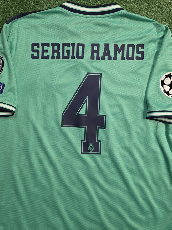 Adidas Real Madrid CF Sergio Ramos #4 2019/2020 Third Green Jersey UCL Patches - Picture 10 of 12